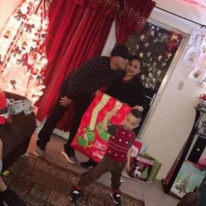 Meet your Posher, Kariñosa yanes